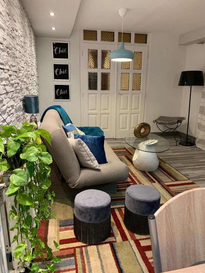 Airport16 Bed And Breakfast Вечеш Екстериор снимка